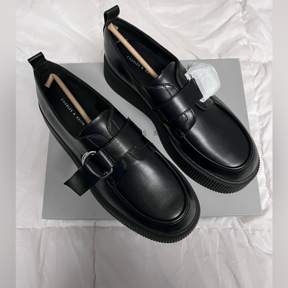 Buckled Platform Loafers - Black